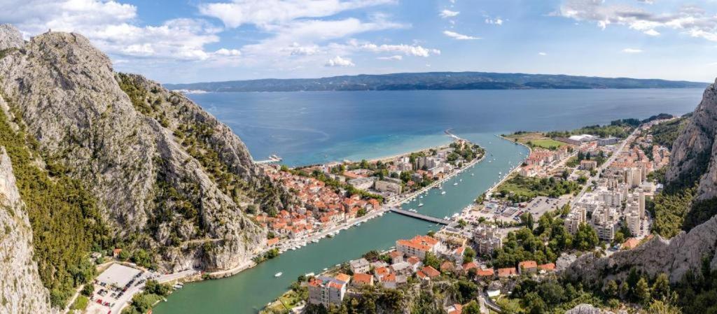 Omis Wind Rose Apartment Экстерьер фото